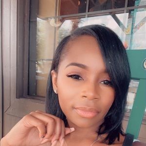 Meet your Posher, Andreika